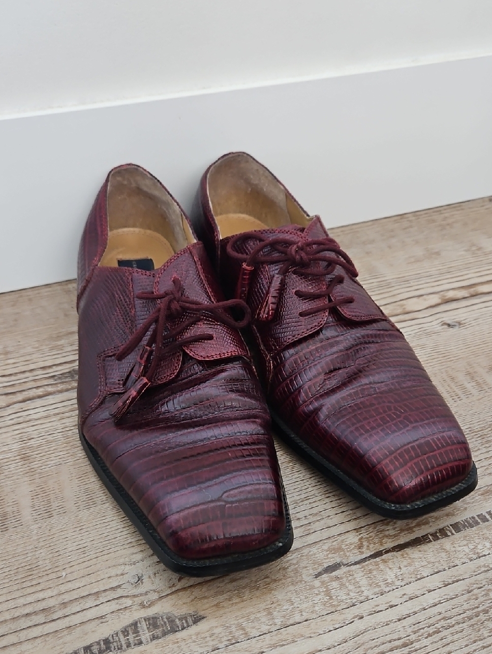 Giorgio Brutini Men's Wine Burgundy Lace-Up Oxfords